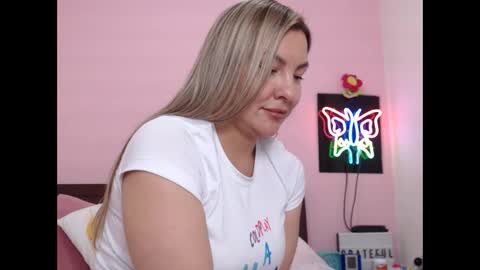 K A R O L online show from 11, 2, 2025