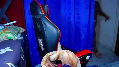 danisabrownn online show from 17, 2, 2026