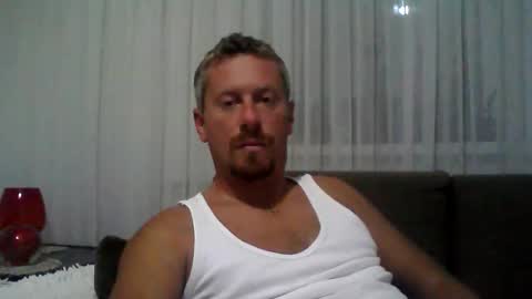 Snapshot of danisami12345 chatting on 10, 10, 2025 daniel online show from 10, 10, 2025