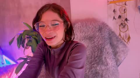 Snapshot of danita_veelz chatting on 9, 6, 2026 danita_veelz online show from 9, 6, 2026