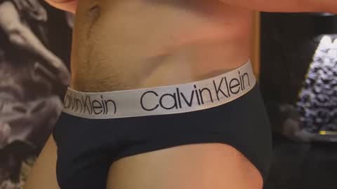 Dann saenz online show from 31, 10, 2025