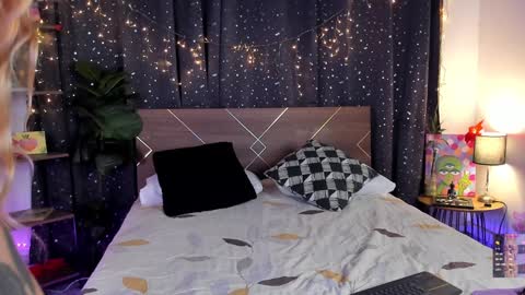 Dannacastle online show from 28, 12, 2024