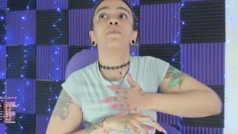 Dannacastle online show from 5, 4, 2026