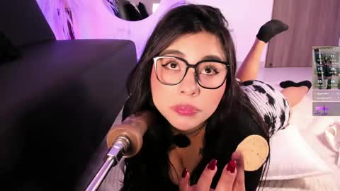 danna_adams1 online show from 24, 4, 2026