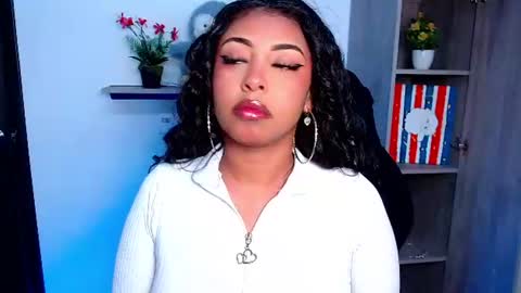 Snapshot of danna_schmidt23 chatting on 21, 6, 2026 Danna online show from 21, 6, 2026
