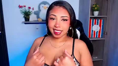Snapshot of danna_schmidt23 chatting on 13, 7, 2026 Danna online show from 13, 7, 2026