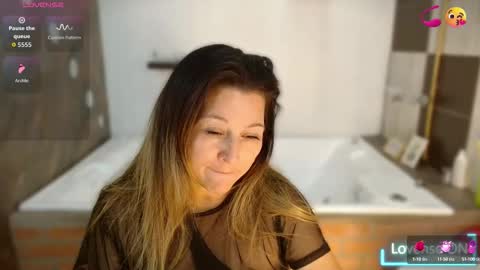 D a n n a   w e s t e r online show from 17, 9, 2025