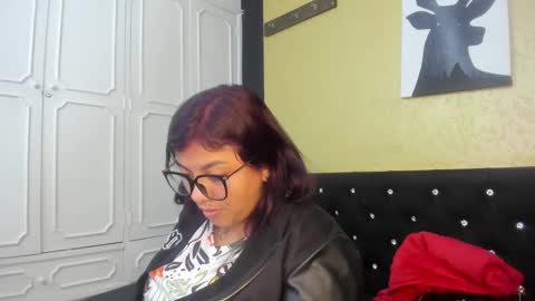 Danna Garza online show from 10, 3, 2025