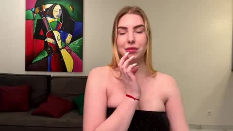 dannamissss online show from 18, 12, 2024