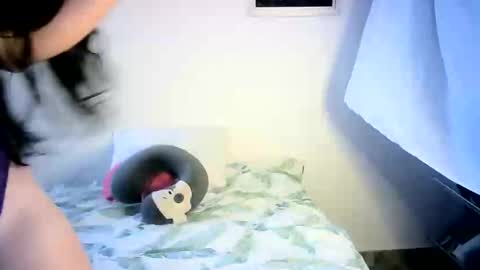Snapshot of dannanovoa chatting on 17, 5, 2026 Danna online show from 17, 5, 2026