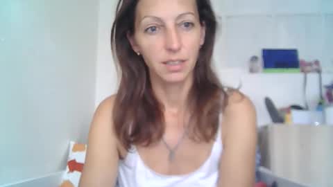 Snapshot of dannica1 chatting on 5, 10, 2025 dannica1 online show from 5, 10, 2025