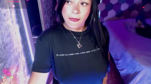 Snapshot of danniela_james chatting on 23, 6, 2026 danna online show from 23, 6, 2026