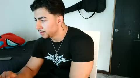 Dante Vicius online show from 9, 11, 2025