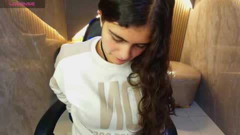 Snapshot of dany_r_ chatting on 13, 10, 2025 Dany online show from 13, 10, 2025