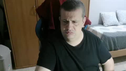 danysanchez1981 online show from 4, 8, 2026