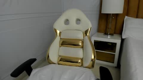 Snapshot of daphne81_ chatting on 19, 2, 2025 Daphne online show from 19, 2, 2025