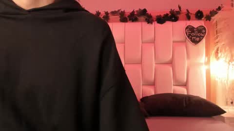 daphne_and_roger online show from 11, 2, 2026