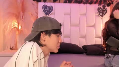 daphne_and_roger online show from 18, 3, 2026