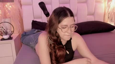 daphne_and_roger online show from 14, 4, 2026