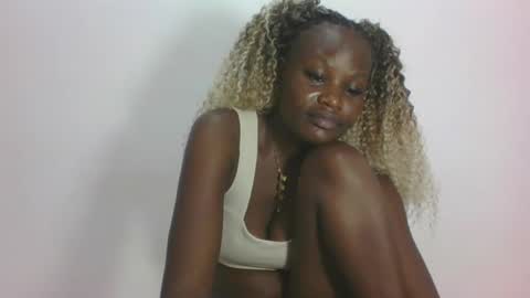 Snapshot of darberry21 chatting on 12, 7, 2026 ESTHER online show from 12, 7, 2026