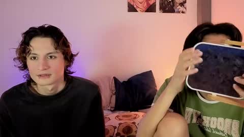 Snapshot of darcy_and_stolas chatting on 4, 5, 2026 darcy_and_stolas online show from 4, 5, 2026