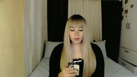 Snapshot of darcy_world chatting on 1, 12, 2024 DARCY online show from 1, 12, 2024