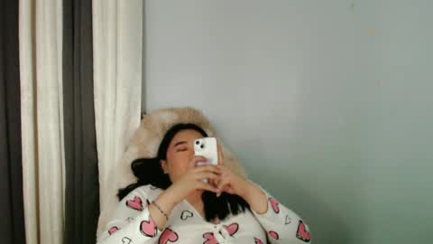 Snapshot of darcy_world chatting on 4, 1, 2025 DARCY online show from 4, 1, 2025