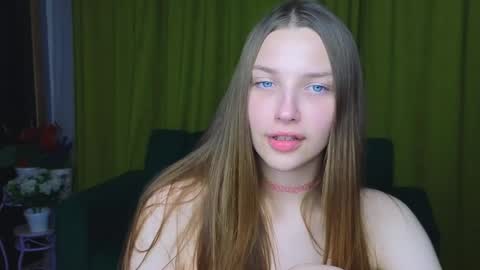 dariaangels online show from 4, 4, 2026