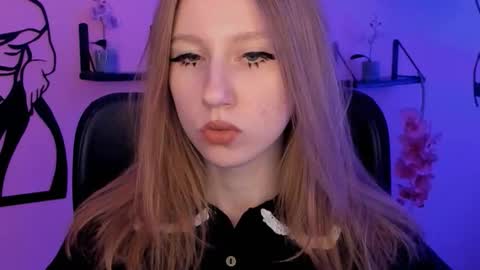 Snapshot of dariatate chatting on 14, 9, 2025 Daria Tate online show from 14, 9, 2025