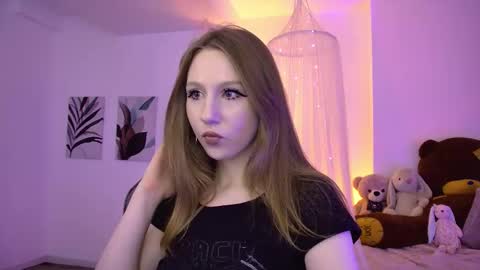 Daria Tate online show from 8, 3, 2026