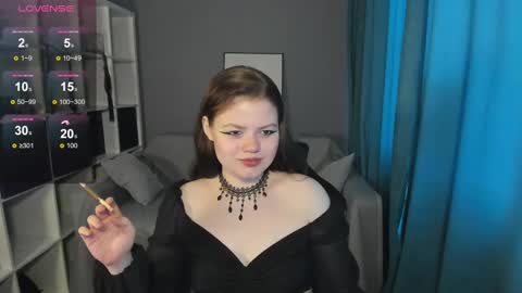 Dari the it woman online show from 10, 3, 2025