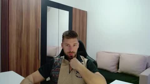 darius_94 online show from 3, 3, 2026