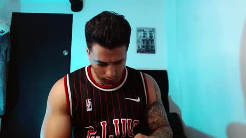 Darius Phoenix  online show from 14, 11, 2025