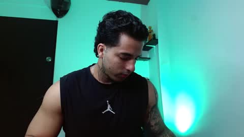 Darius Phoenix  online show from 6, 1, 2026