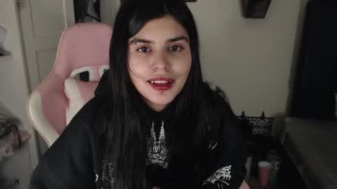 Snapshot of dark_angel_66 chatting on 24, 12, 2024 Moony online show from 24, 12, 2024