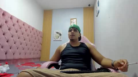 darkalphax01 online show from 18, 12, 2025