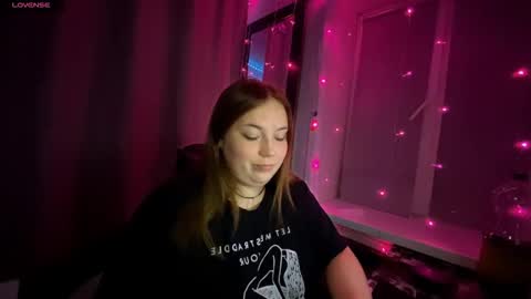 darkcharm1 online show from 19, 1, 2026