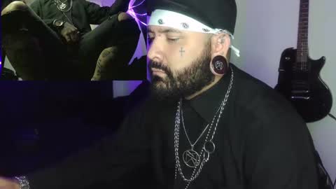 darkclothes online show from 25, 12, 2024