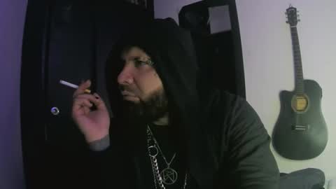 darkclothes online show from 5, 1, 2025