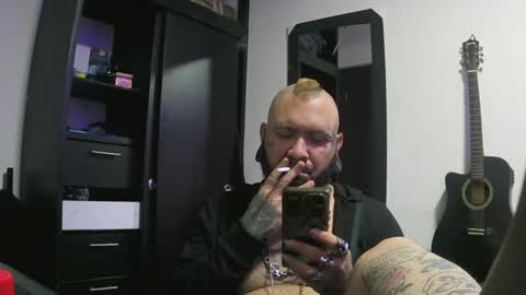 darkclothes online show from 9, 1, 2025