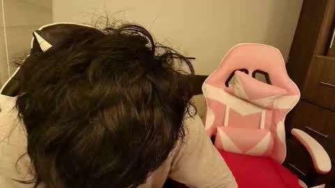 darkpleasuress online show from 2, 11, 2025