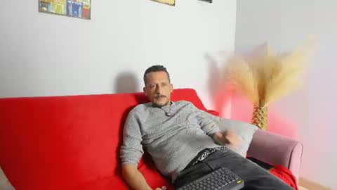 Jhon y Lucy online show from 8, 7, 2026