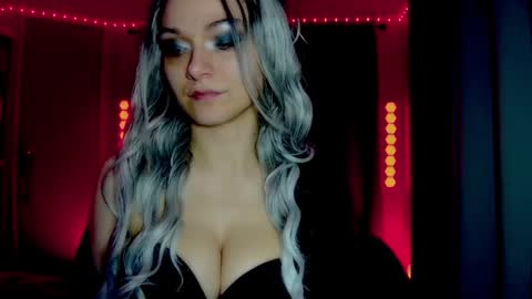 roseredgoddess online show from 2, 4, 2026