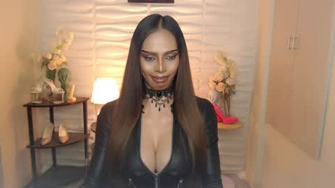 HAPPY BIRTHDAY MISTRESS MADRIANA online show from 3, 12, 2024