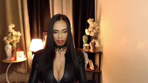 HAPPY BIRTHDAY MISTRESS MADRIANA online show from 17, 2, 2025