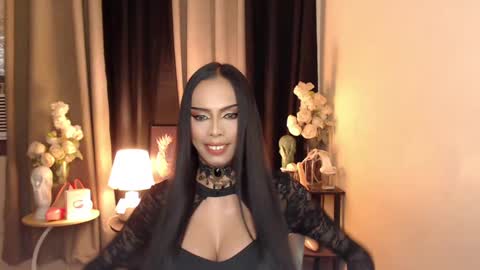 HAPPY BIRTHDAY MISTRESS MADRIANA online show from 18, 2, 2025