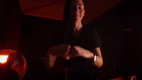 darkspark_ online show from 5, 3, 2026