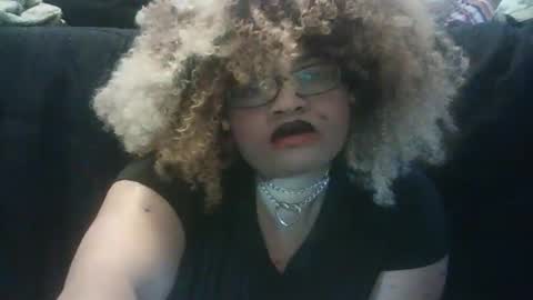 Snapshot of darksundaze chatting on 16, 5, 2026 DarkSundaze online show from 16, 5, 2026
