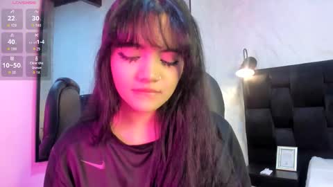 Snapshot of darky_doll chatting on 15, 12, 2025 Darky Doll online show from 15, 12, 2025