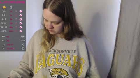 Snapshot of darling_tony18 chatting on 23, 9, 2025 darling_tony18 online show from 23, 9, 2025